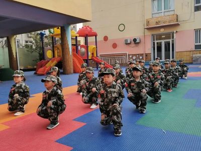 雛鷹展翅 小兵亮相--濟(jì)南市七里山幼兒園愛(ài)國(guó)主義紅色教育活動(dòng)風(fēng)采