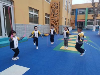 一起&ldquo;趣&rdquo;運動--濟南市七里山幼兒園冬季運動主題活動